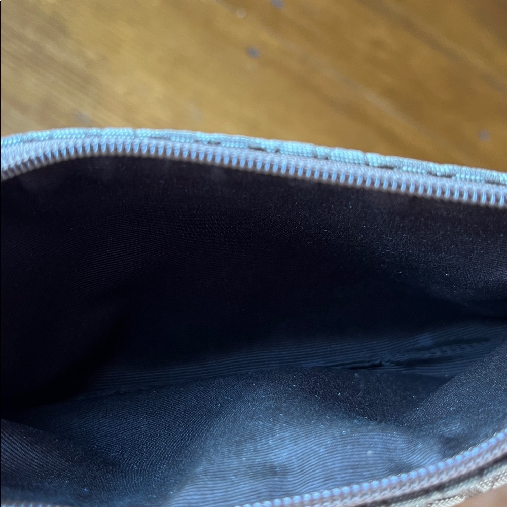 Coach Wristlet Front Buckle Pocket - Picture 12 of 13